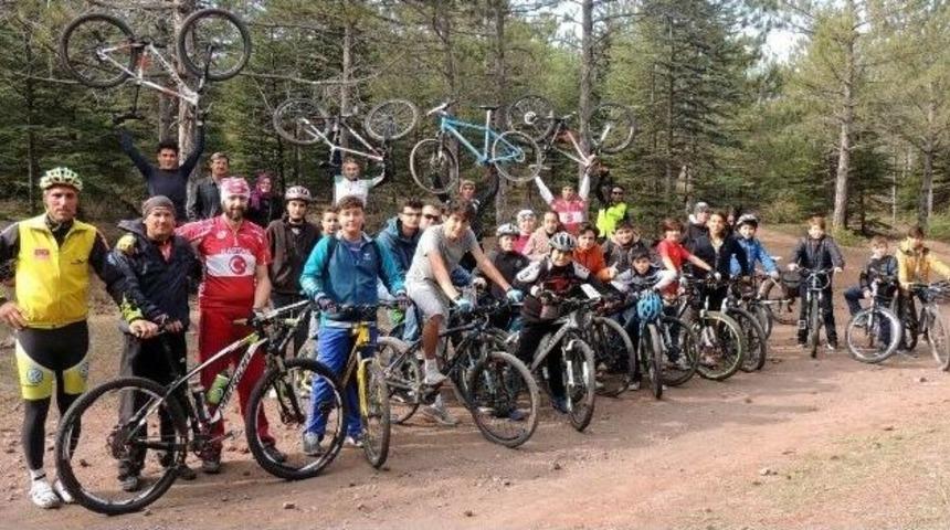 Bisiklet Yarışları Sonu&ccedil;landı