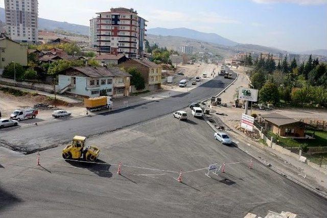 Tecde-yeşilyurt Yolu Asfaltlanıyor