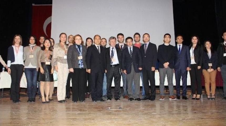 T&uuml;rk-&ccedil;in Gen&ccedil; &Ouml;ğrenciler Diyaloğu Yeni İpek Yolu S&ouml;yleşisi