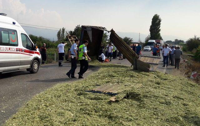 Devrilen traktörün sürücüsü öldü