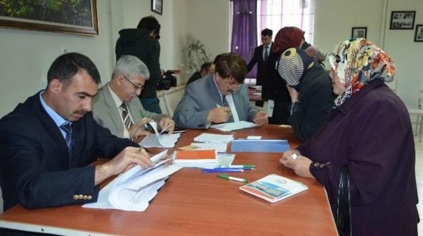 Sivas&rsquo;ta 60 Kişilik İş İ&ccedil;in Bin 500 Kişi Başvurdu