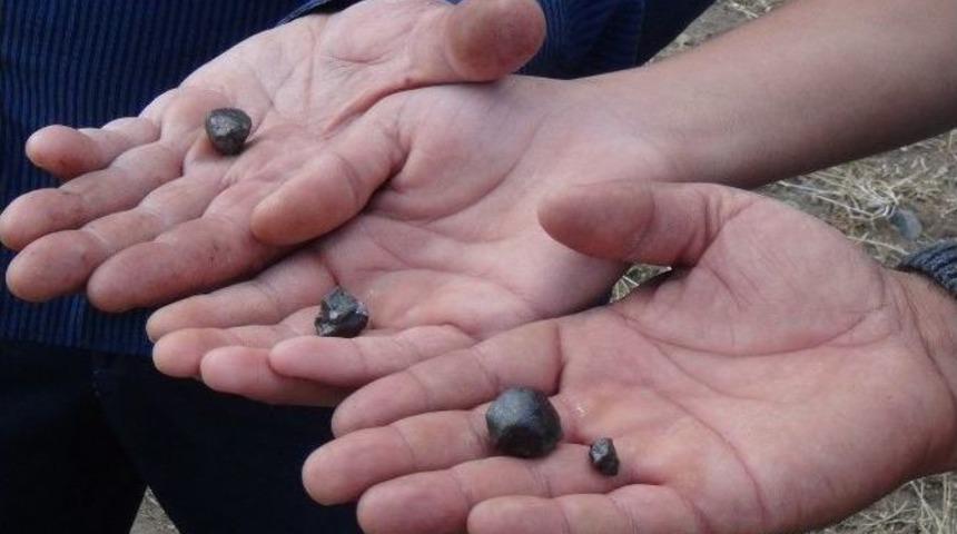 K&ouml;ye D&uuml;şen G&ouml;ktaşı K&ouml;yl&uuml;leri Zengin Etti