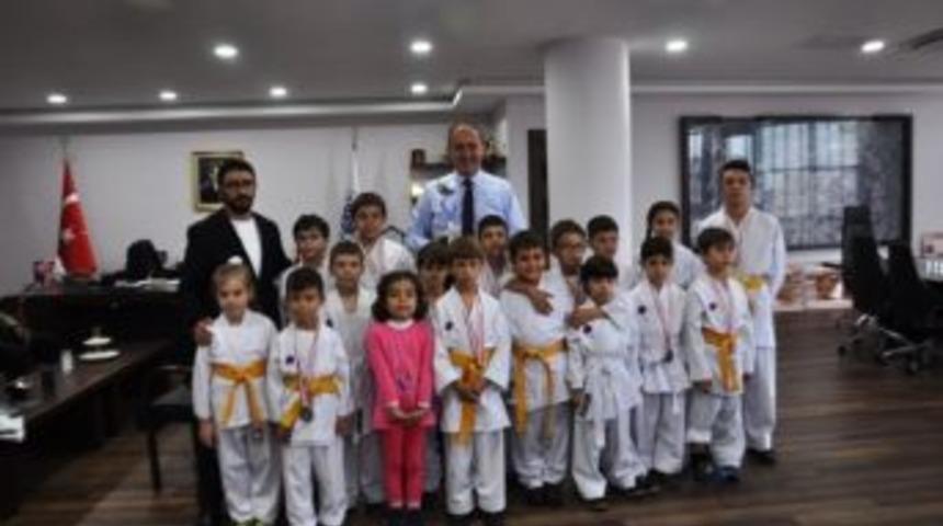 Minik Karatecilerin B&uuml;y&uuml;k Başarısı