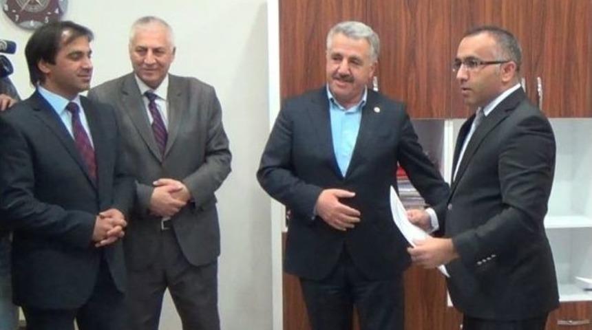 Ak Parti Milletvekilleri Mazbatalarını Aldı