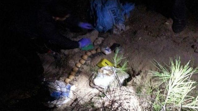 İzmir’de 18 Kilo C4 Patlayıcı Bulundu