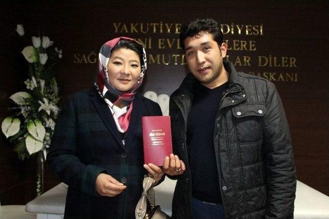 Savaştan Kaçan Afgan Çift Erzurum’da Evlendi