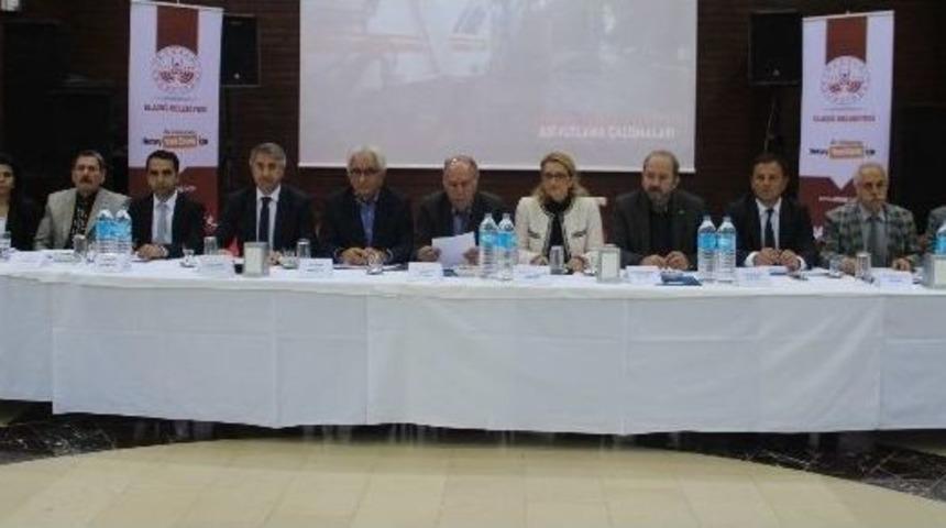 Gazi Caddesi Kentsel Yenileme Proje Yarışması &Ouml;d&uuml;l T&ouml;reni D&uuml;zenlendi