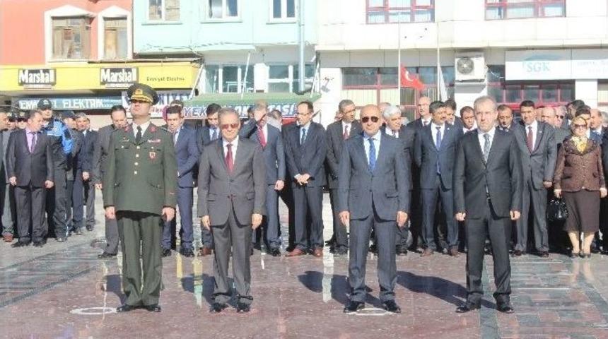 10 Kasım Atat&uuml;rk&rsquo;&uuml; Anma T&ouml;renleri