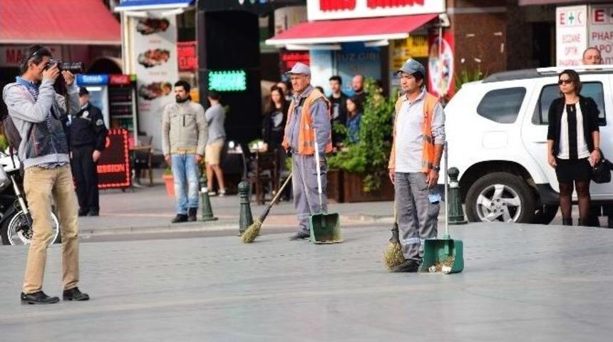 Atat&uuml;rk &Ouml;l&uuml;m&uuml;n&uuml;n 77. Yıl D&ouml;n&uuml;m&uuml;nde Antalya&rsquo;da T&ouml;renle Anıldı