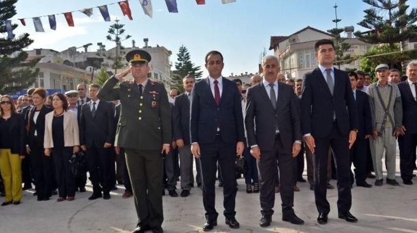 Demre&rsquo;de 10 Kasım T&ouml;renlerinde Zamanlama Hatası