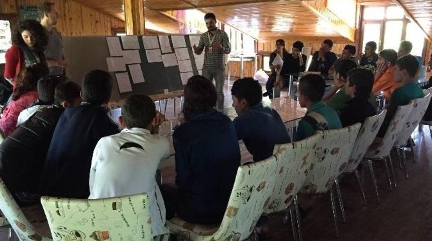 İnsan Hakları Ve Sinema At&ouml;lyesi Tamamlandı