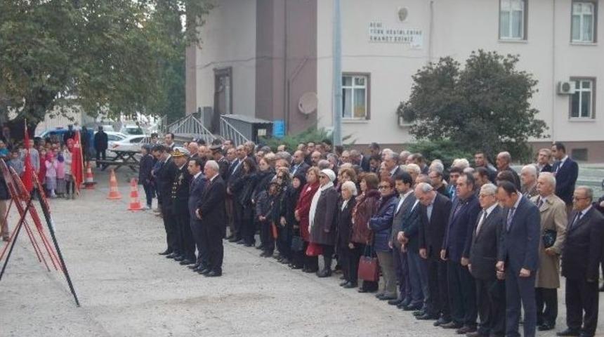 Lapseki&rsquo;de 10 Kasım Anma T&ouml;renleri