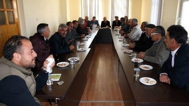 Kulu’da Çiftçilere Ve Muhtarlara Kimyon Semineri