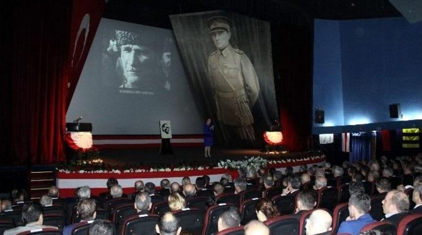 G&ouml;lc&uuml;k Donanması Atat&uuml;rk&rsquo;&uuml; Andı