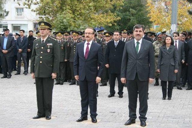 Muş’ta Ulu Önder Atatürk Anıldı