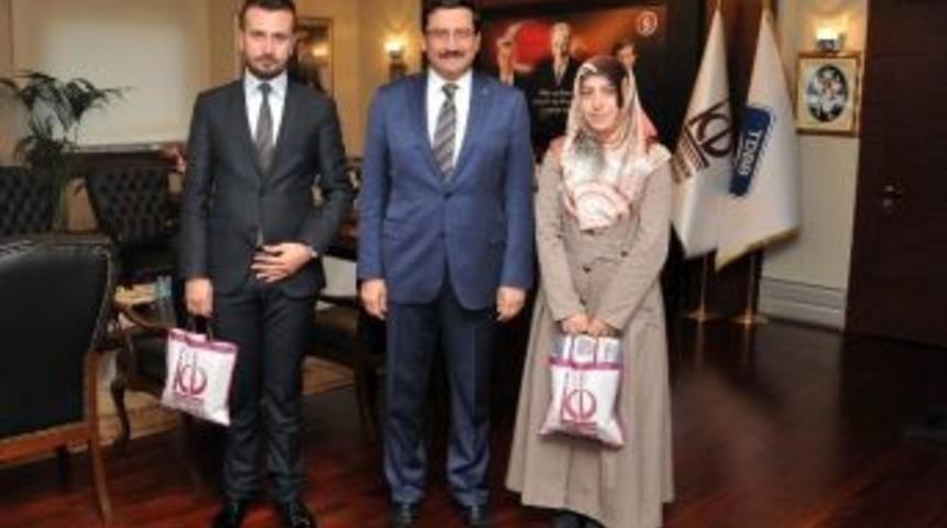 Başkan Ak Sosyal Medya Takip&ccedil;ilerini Makamında Misafir Etti