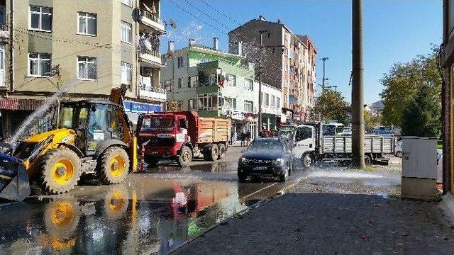 Su Patlağı Vatandaşa Yaradı