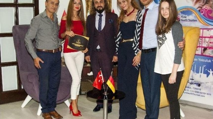 Alman Turizm Derneğinden T&uuml;rk İşadamı Acık&ouml;k&rsquo;e &Ouml;d&uuml;l