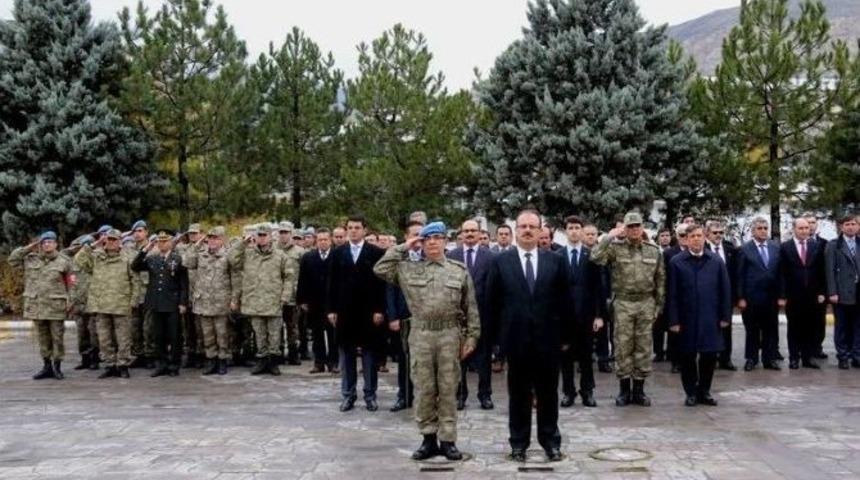 Hakkari&rsquo;de 10 Kasım T&ouml;reni