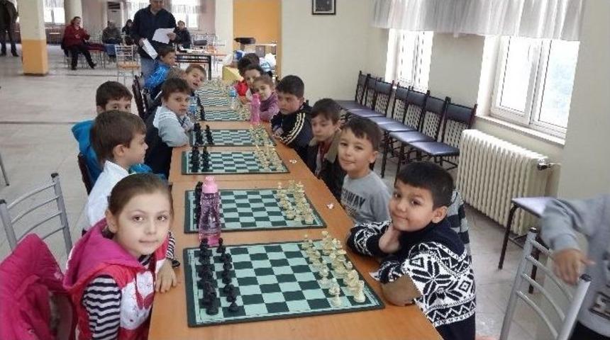 Malkara&rsquo;da 14 Kasım Satran&ccedil; Turnuvası D&uuml;zenlendi