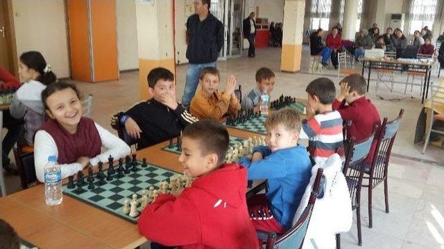 Malkara’da 14 Kasım Satranç Turnuvası Düzenlendi 1