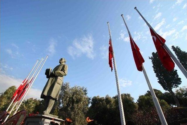 Foça Ve Bayraklı’da Ulu Önder Gözyaşlarıyla Anıldı