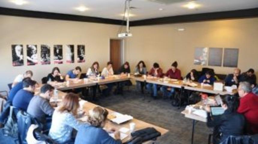 Nil&uuml;fer Belediyesi &ldquo;tiyatro&rdquo;dan Yeni Oyun