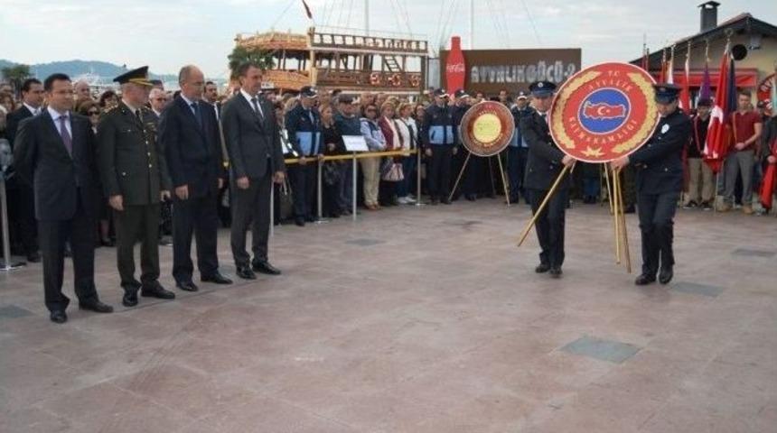 Ayvalık Ata&rsquo;sını Andı