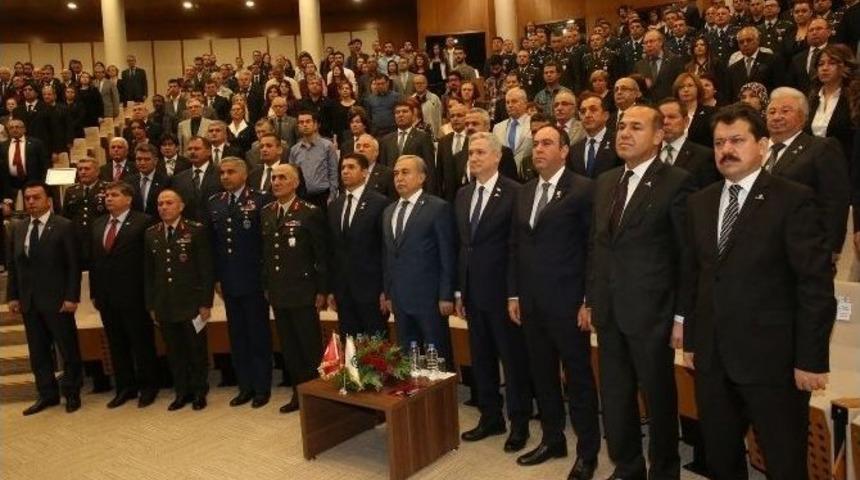 &Ccedil;ukurova &Uuml;niversitesi&rsquo;nde Atat&uuml;rk&rsquo;&uuml; Anma Etkinliği