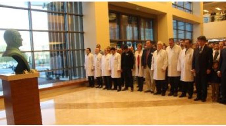 Acıbadem Eskişehir Hastanesi&rsquo;nde De Atat&uuml;rk Anıldı
