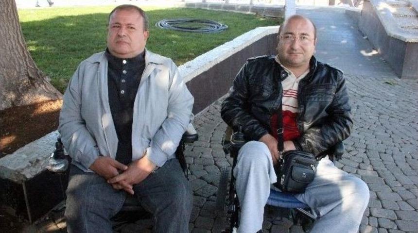 Engellilere Atat&uuml;rk&rsquo;&uuml; Anma Etkinliği Sonrası &rsquo;şarj&rsquo; Engeli