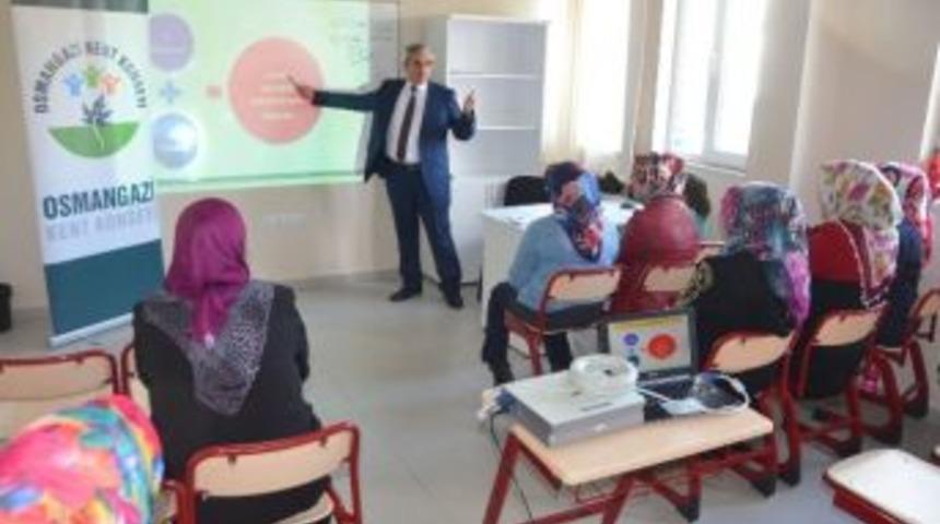 Ailelere &Ccedil;ocuk Gelişimi Semineri