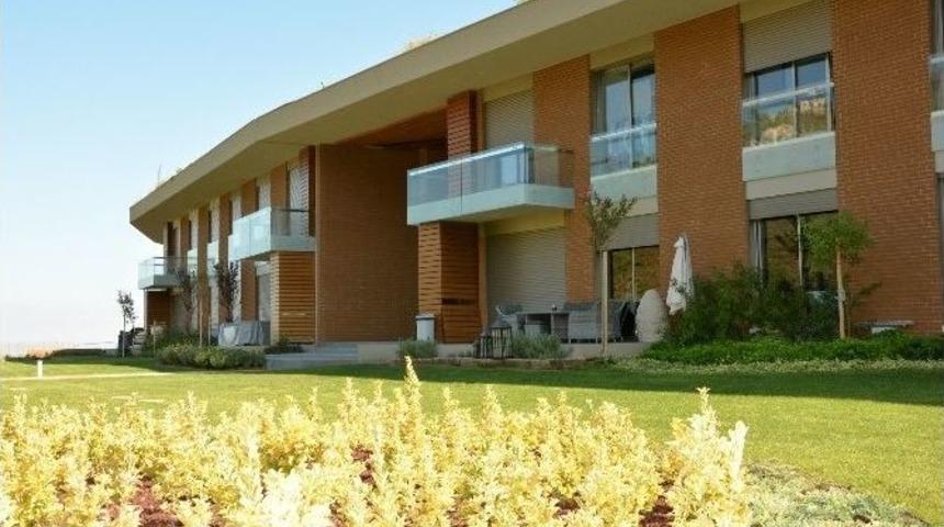 İzmir&rsquo;de Doğayla İ&ccedil; İ&ccedil;e Bir Yaşam