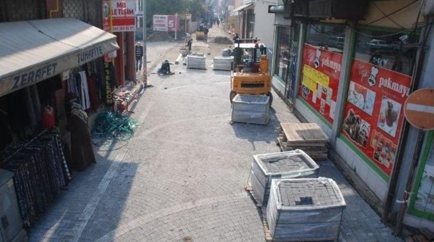 Yapılan Ankette Esnaf Kendi Taşını Kendi Se&ccedil;ti