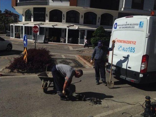 Hisar Caddesinde Kapaklar Açılıyor