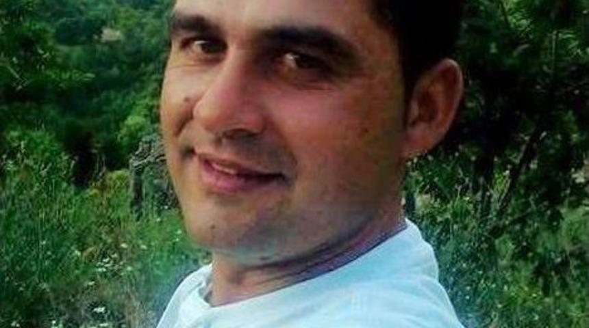 Devrilen Trakt&ouml;r&uuml;n Altında Kalan S&uuml;r&uuml;c&uuml; &Ouml;ld&uuml;