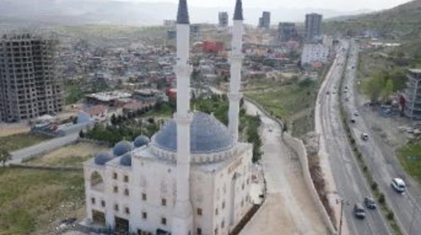 Mardin&rsquo;de Cuma Namazı Saati Değişti