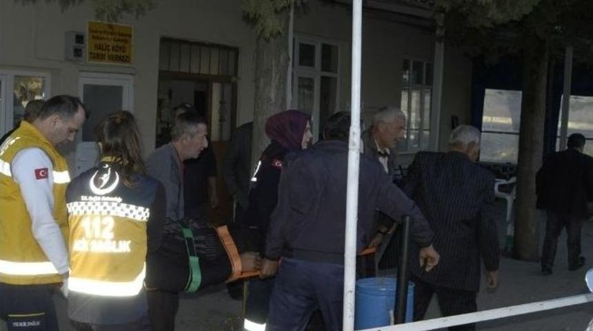 Üvey Babasını Yolda Görünce Motosikletiyle Kaza Yaptı