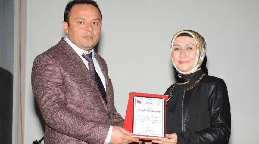 Aksaray Ak Parti&rsquo;de Se&ccedil;im Değerlendirmesi Ve &Ouml;d&uuml;l T&ouml;reni D&uuml;zenlendi