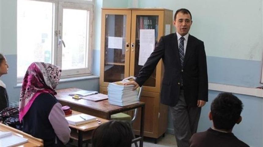 Selim&rsquo;de &Ouml;ğrencilere Destek