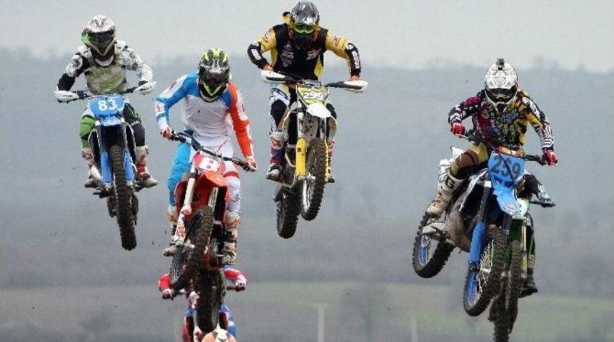 Motokros Şampiyonası&rsquo;nın Son Ayağı D&uuml;zce&rsquo;de
