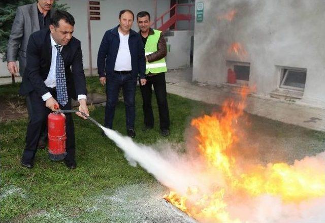 Sivas’ta Yangın Tatbikatı Gerçeğini Aratmadı