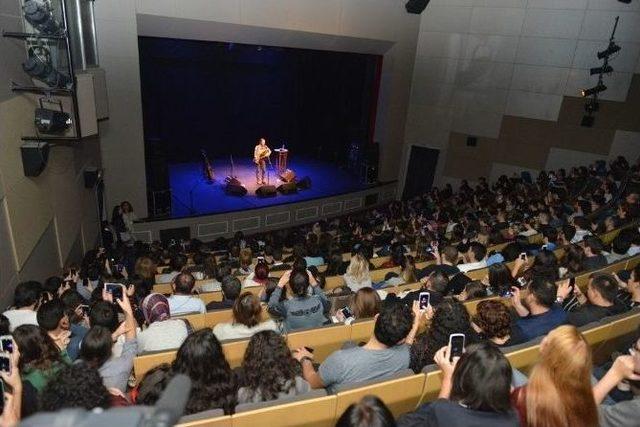 Kaan Tangöze’den Muhteşem Konser