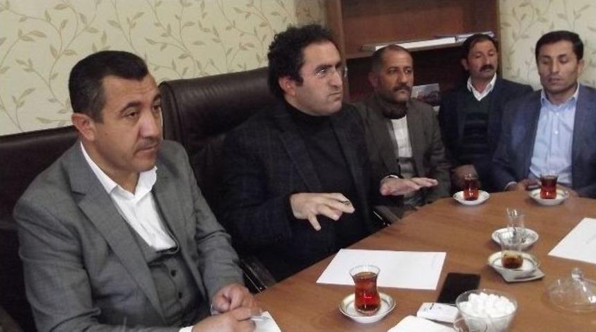 Başkan Hakan Stk Temsilcileri Ve Muhtarlarla Bir Araya Geldi