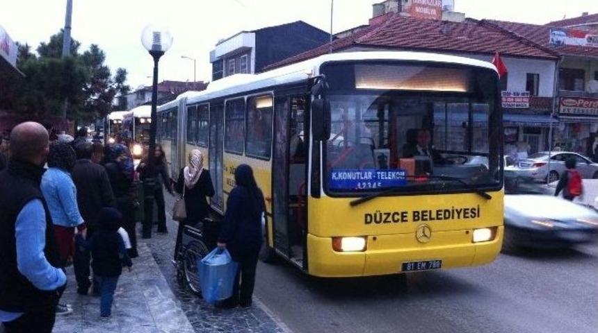 D&uuml;zce&rsquo;de K&ouml;r&uuml;kl&uuml; Otob&uuml;sler Aralıksız Seferde
