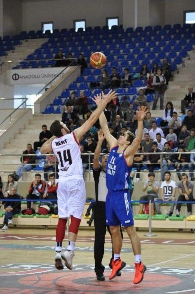 Eskişehir Basket Galibiyet Peşinde