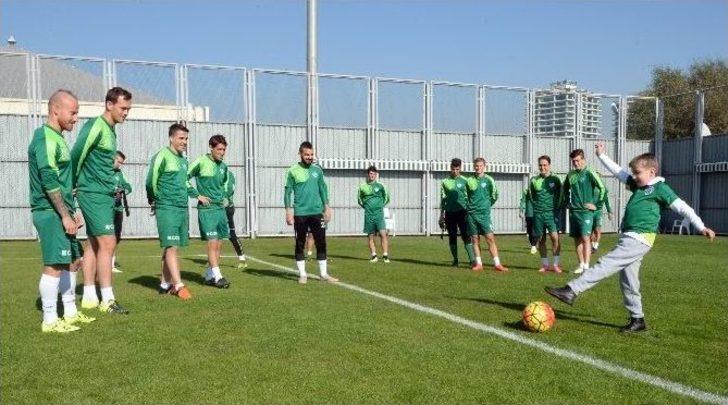 Skolyoz Hastası Yusuf, Bursaspor Hayallerine Kavuştu G4