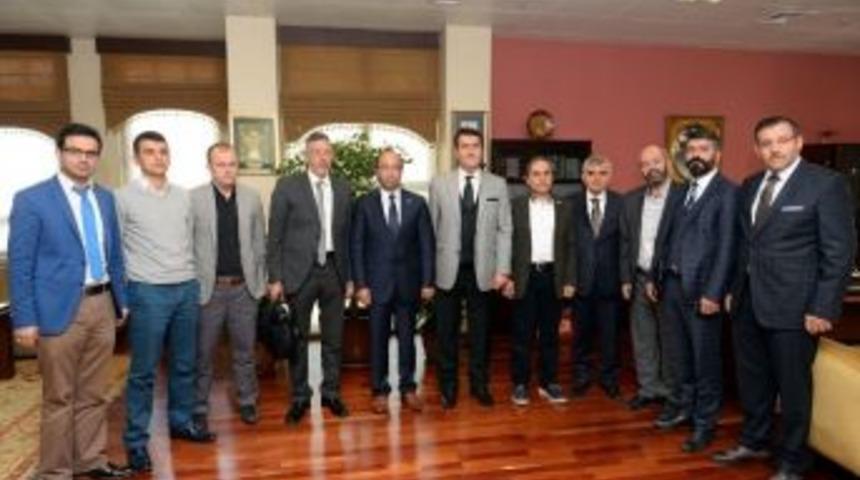 Sevgi Market Takdir Topluyor