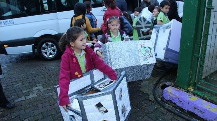 Minik &Ouml;ğrenciler Kedilere Barınma Evi Yaptı