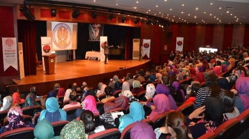 İmam Hatiplilere Sporda Ahlak Ve K&ouml;t&uuml; Alışkanlıklardan Korunma Konferansı